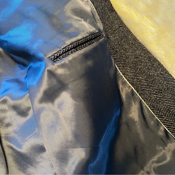 Men’s vintage wool herringbone custom tailored blazer - Picture 6 of 7